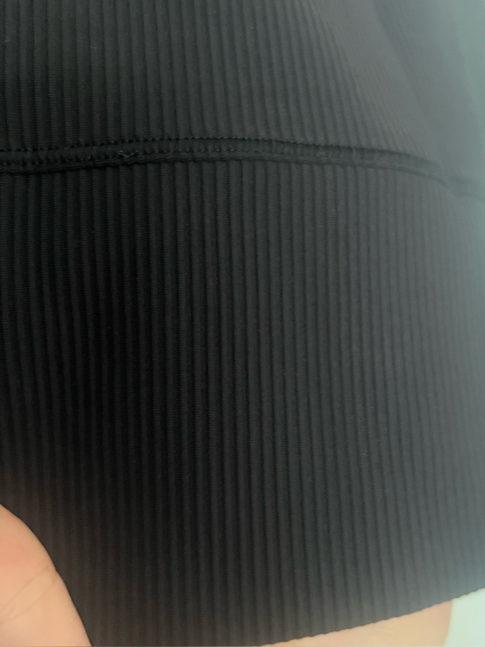 Lululemon Ribbed Power Pivot Tank - Picture 2 of 8